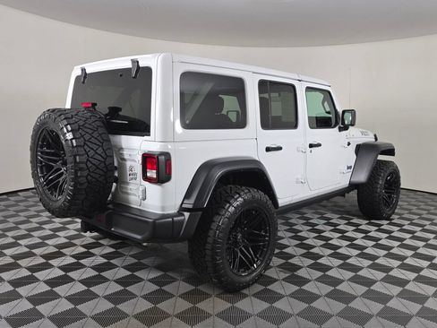 Used 2023 Jeep Wrangler Unlimited w/ Cold Weather Group AWD/4WD image 3