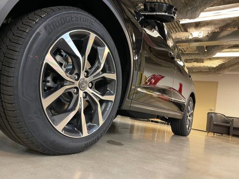 Certified 2023 Acura MDX SH-AWD w/ Technology Package image 14
