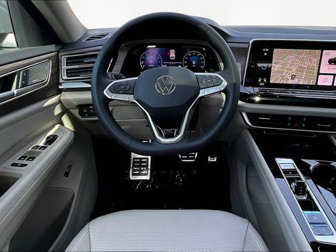 New 2026 Volkswagen Atlas SEL Premium R-Line image 8