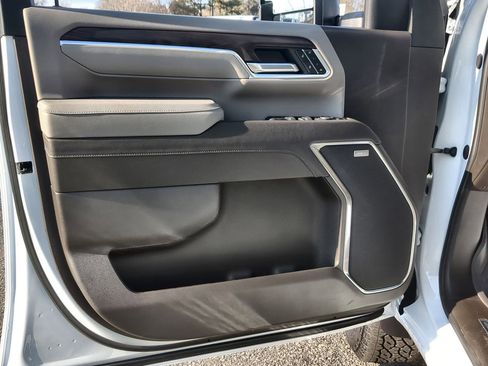 New 2026 GMC Sierra 2500 SLT w/ SLT Premium Package image 23