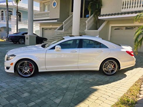 Used 2012 Mercedes-Benz CLS 63 AMG image 32