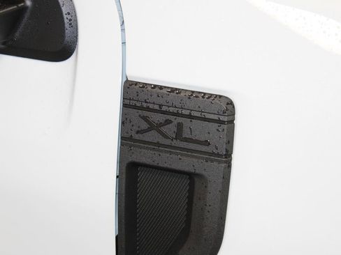 New 2025 Ford Maverick XL w/ Equipment Group 101A image 11