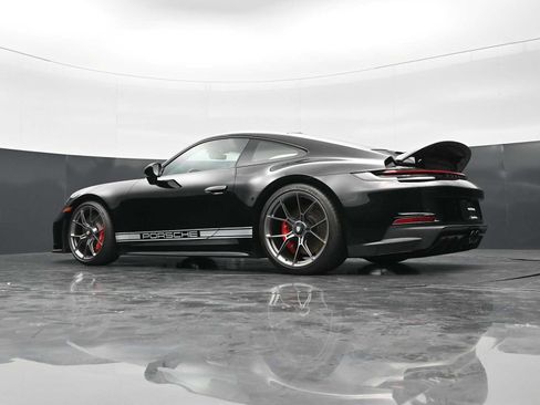 Certified 2022 Porsche 911 GT3 RWD image 40