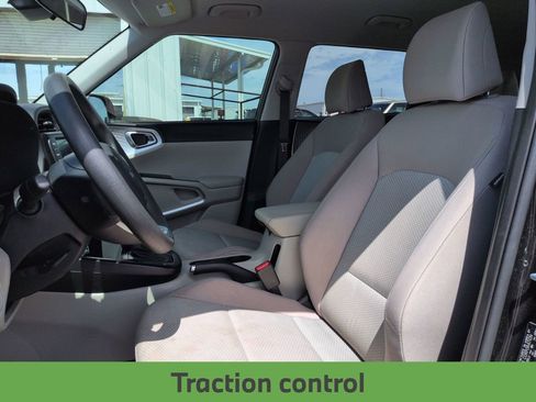 Used 2022 Kia Soul LX w/ Technology Package FWD image 15