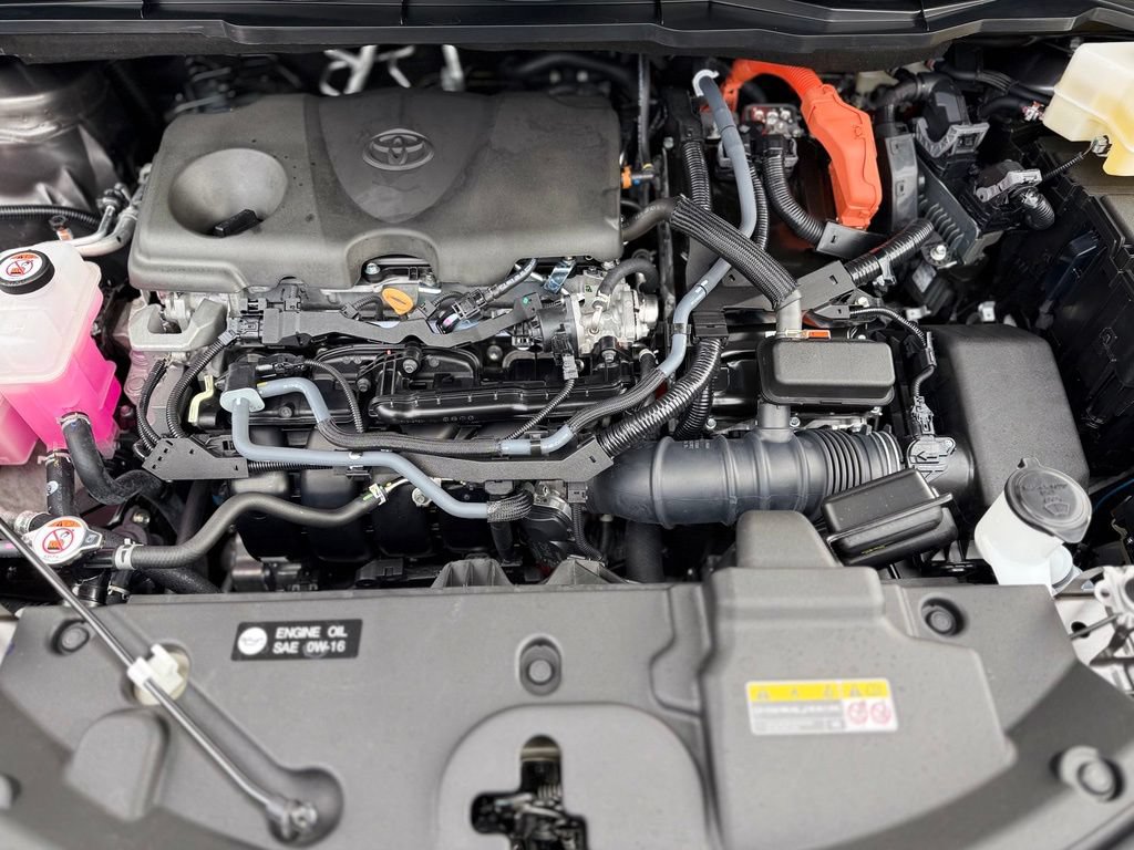 Used 2024 Toyota Sienna Platinum AWD/4WD image 10