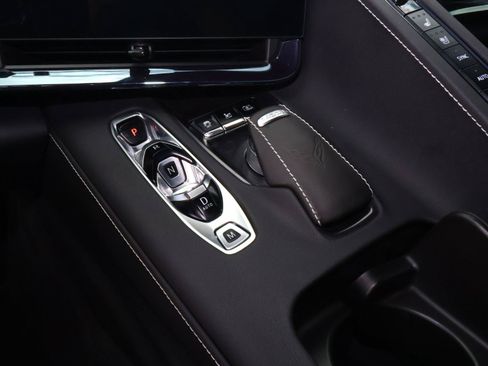 Used 2023 Chevrolet Corvette Stingray Preferred Conv w/ Z51 Performance Package RWD image 23