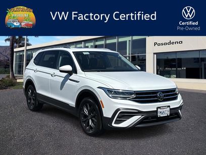 Certified 2024 Volkswagen Tiguan SE w/ Panoramic Sunroof Package