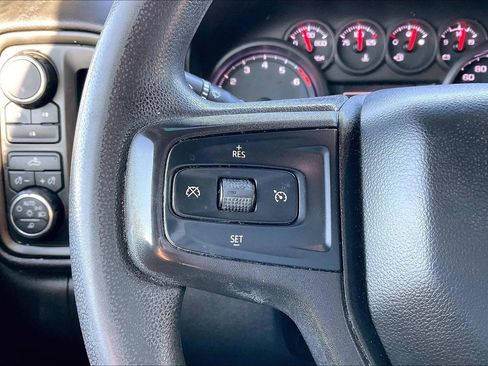 Used 2020 Chevrolet Silverado 2500 Custom w/ Custom Value Package AWD/4WD image 17