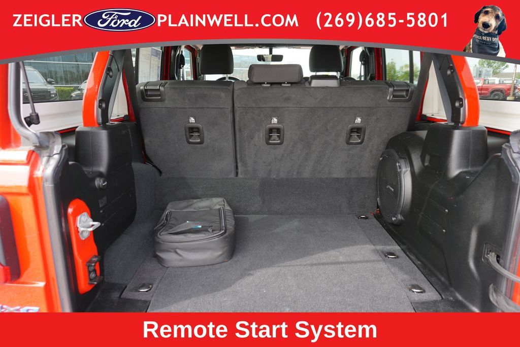 Used 2022 Jeep Wrangler Unlimited Rubicon 4xe w/ Cold Weather Group AWD/4WD image 10