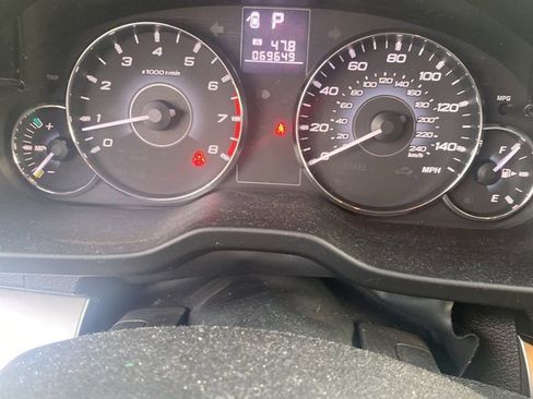 Used 2011 Subaru Outback 2.5i Premium image 5