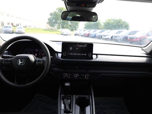 Used 2023 Honda Accord LX image 13