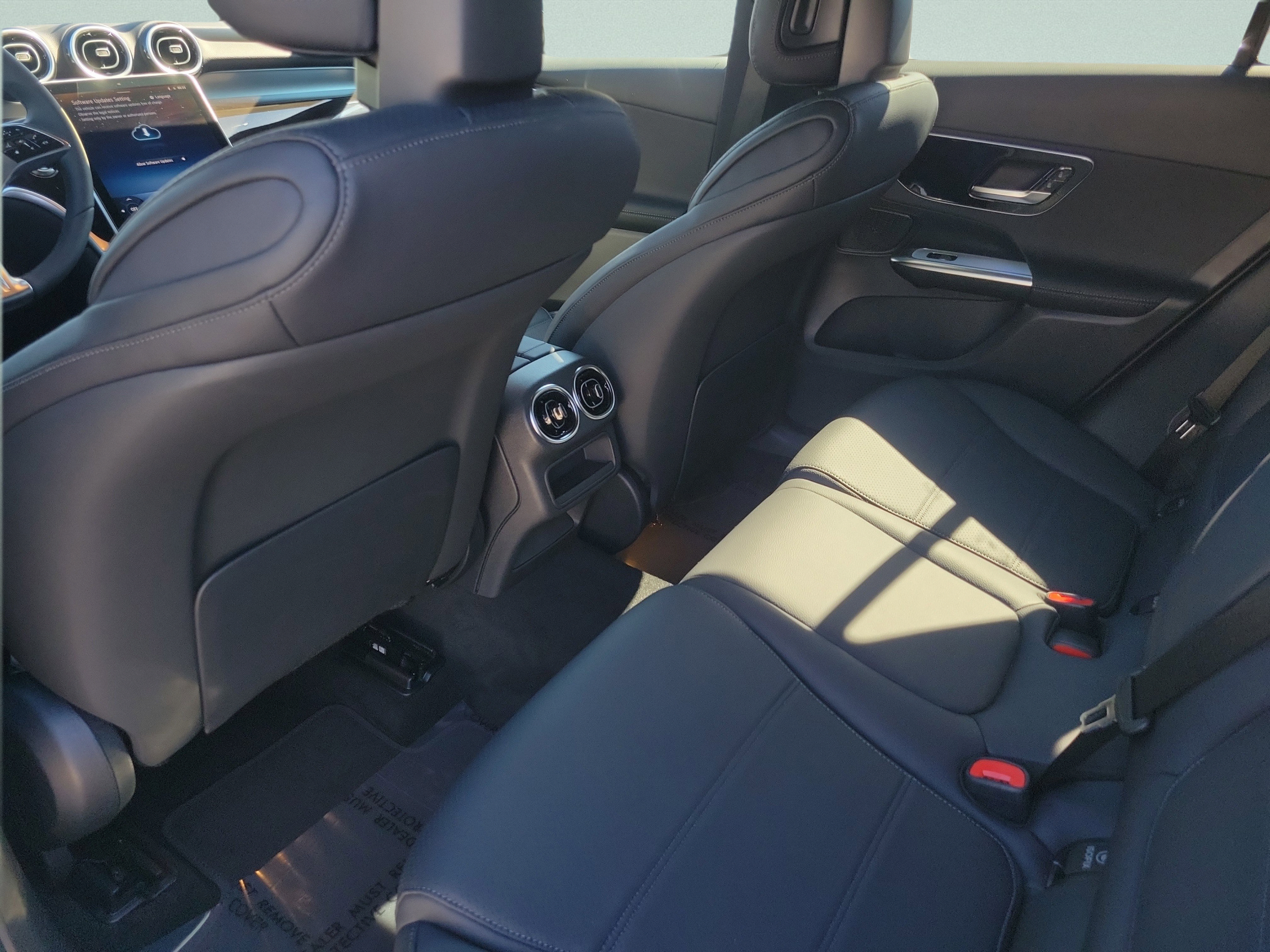 Used 2026 Mercedes-Benz GLC 300 image 20