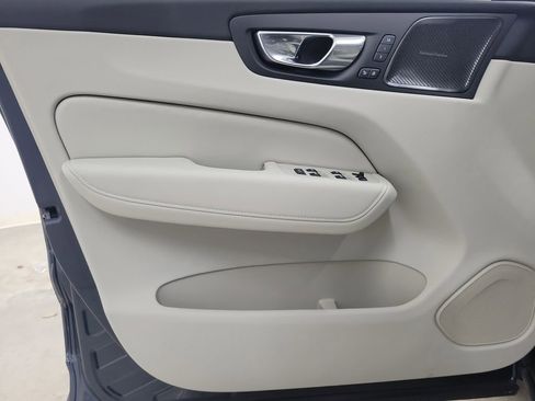 New 2026 Volvo XC60 B5 Ultra w/ Protection Package Premier AWD/4WD image 21