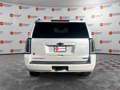 Used 2017 Chevrolet Suburban Premier image 4