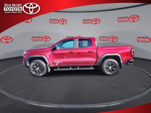 Used 2023 GMC Canyon Elevation w/ Elevation Premium Package AWD/4WD image 5