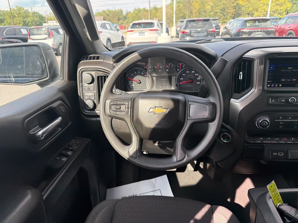 Used 2023 Chevrolet Silverado 1500 Custom AWD/4WD image 19
