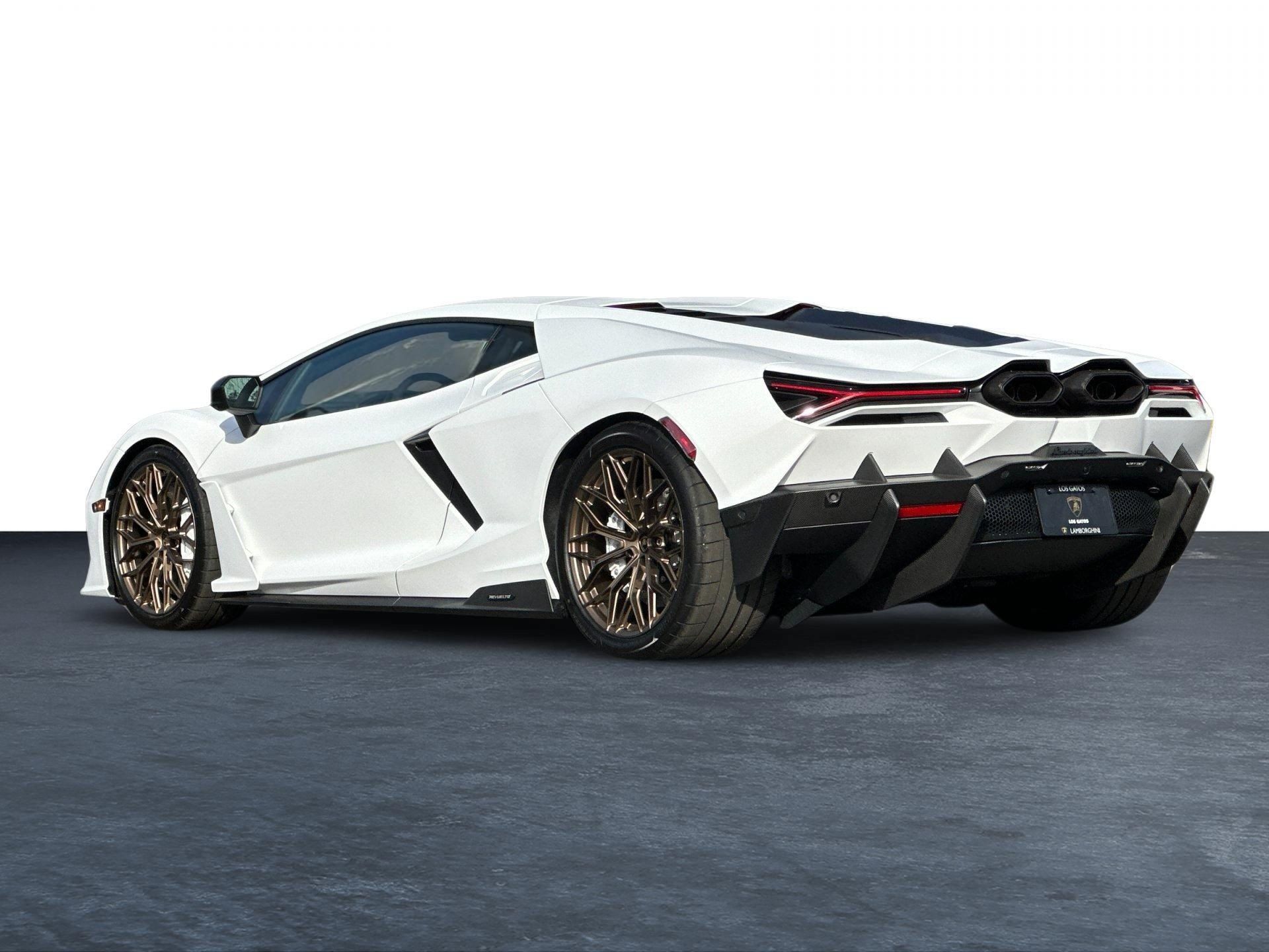 Used 2026 Lamborghini Revuelto AWD/4WD image 12