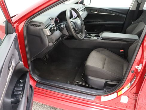 Certified 2025 Toyota Camry LE FWD image 14