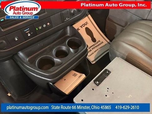 Used 2016 Chevrolet Express 3500 Extended RWD image 21