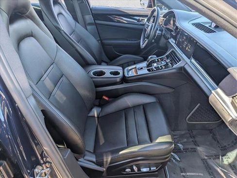 Used 2019 Porsche Panamera 4 image 20