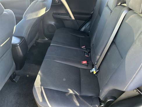Used 2013 Toyota RAV4 XLE image 14