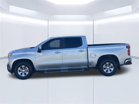 Used 2022 Chevrolet Silverado 1500 LT image 3