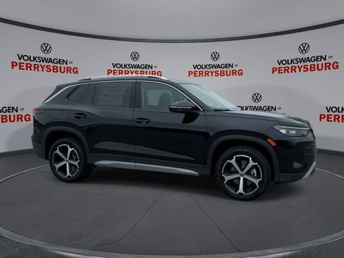 New 2026 Volkswagen Tiguan SE AWD/4WD image 9