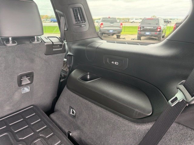 Used 2023 Jeep Grand Cherokee L Summit AWD/4WD image 42