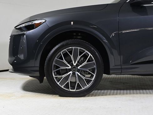 Used 2025 Audi Q5 2.0T Premium Plus image 24