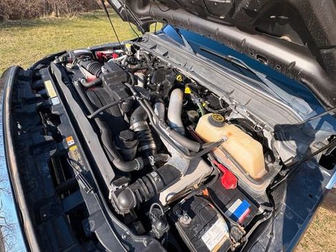 Used 2016 Ford F250 Lariat w/ Lariat Ultimate Package image 37