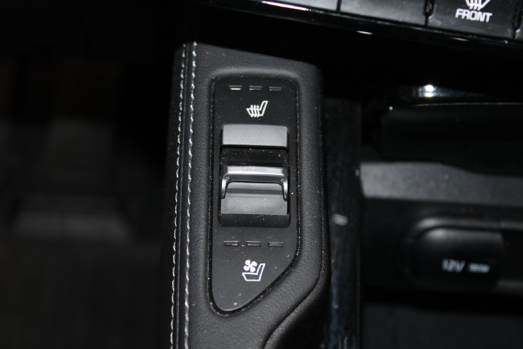 Used 2024 Kia Telluride EX FWD image 29