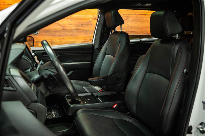 Used 2025 Honda Odyssey Sport-L image 10