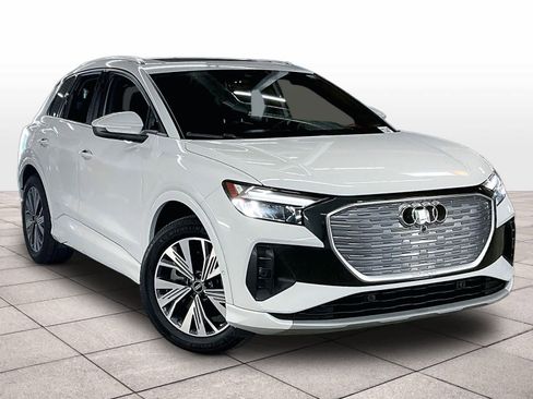 Used 2023 Audi Q4 e-tron Premium Plus w/ Premium Plus image 2