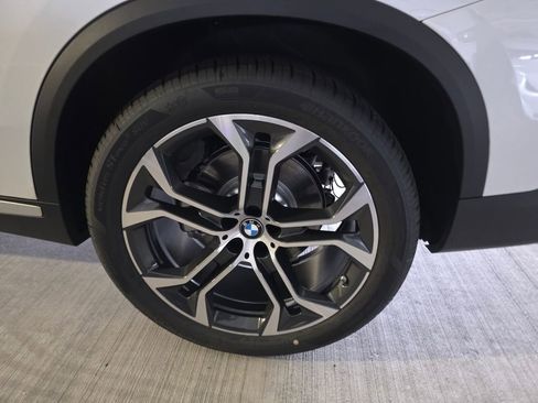 New 2026 BMW X5 sDrive40i w/ Climate Comfort Package RWD image 13
