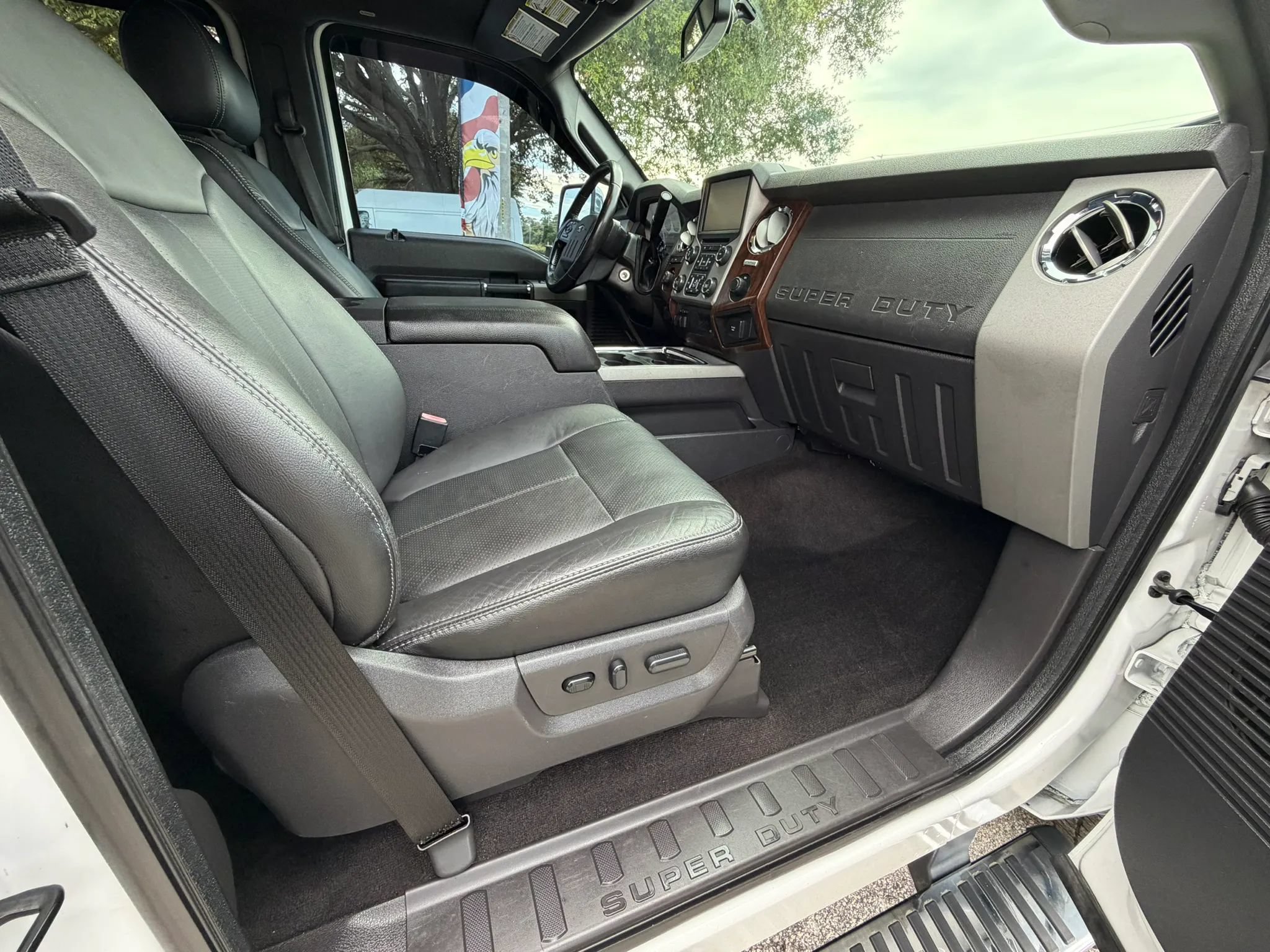 Used 2015 Ford F250 Lariat w/ Chrome Package AWD/4WD image 17