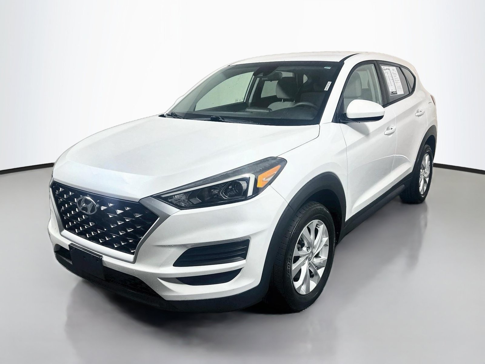 Used 2020 Hyundai Tucson SE w/ Cargo Package FWD image 3