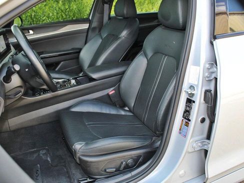 Used 2023 Kia K5 GT-Line image 17