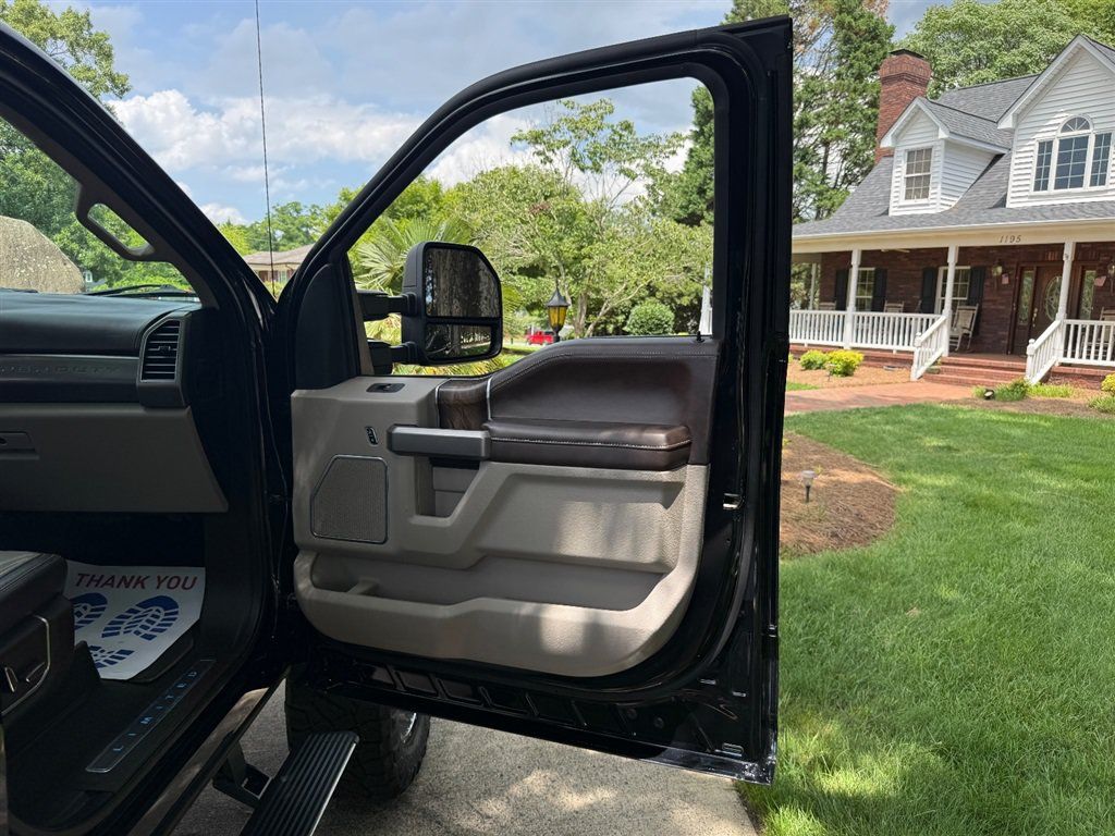 Used 2019 Ford F350 Limited w/ FX4 Off-Road Package AWD/4WD image 63