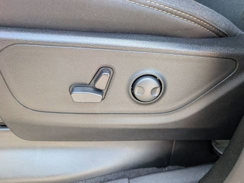 Used 2025 RAM 1500 Big Horn AWD/4WD image 15