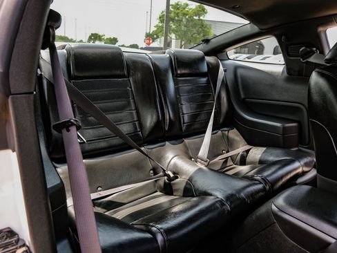 Used 2007 Ford Mustang GT Premium RWD image 28