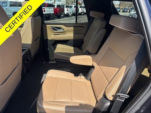 Used 2024 Chevrolet Tahoe Premier w/ Premium Package 2 AWD/4WD image 21