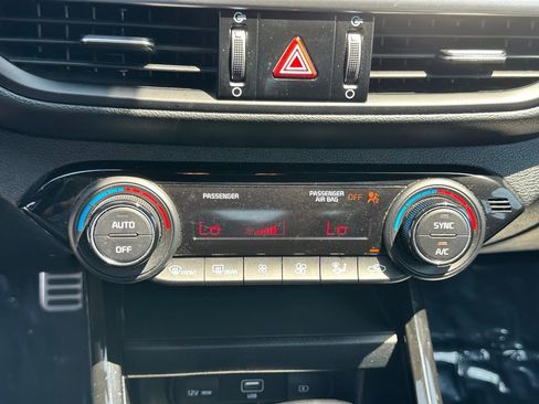 Used 2022 Kia Forte GT-Line w/ GT-Line Technology Package FWD image 27