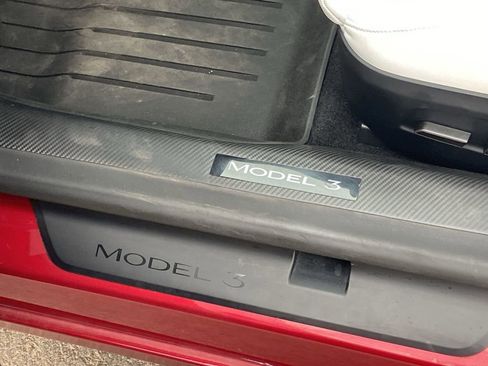 Used 2025 Tesla Model 3 Performance AWD/4WD image 25