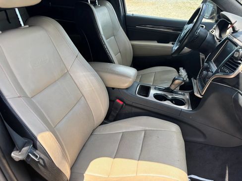 Used 2016 Jeep Grand Cherokee Limited 75th Anniversary RWD image 18