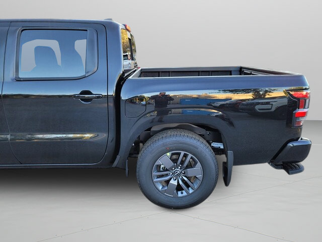 Used 2026 Nissan Frontier SV w/ Tow Package RWD image 9