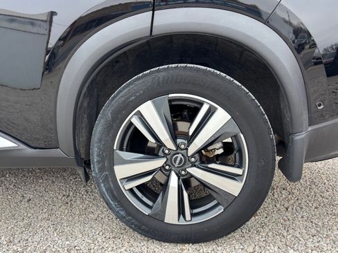 Used 2023 Nissan Rogue SL w/ SL Premium Package image 15