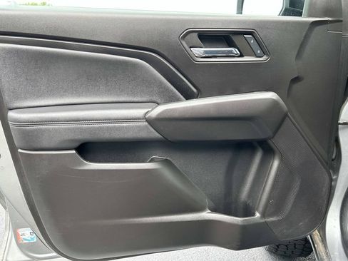 Used 2024 GMC Canyon Elevation w/ Convenience Package AWD/4WD image 20