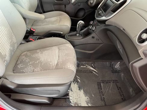 Used 2020 Chevrolet Sonic LS image 27