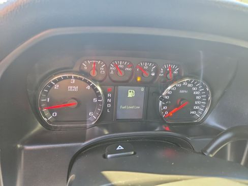 Used 2019 Chevrolet Silverado 1500 Custom w/ Custom Convenience Package image 16