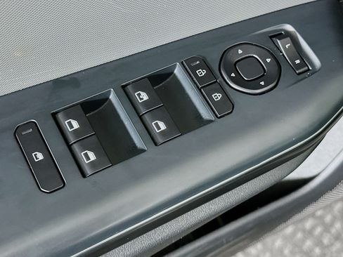 Used 2025 Kia K4 FWD image 15